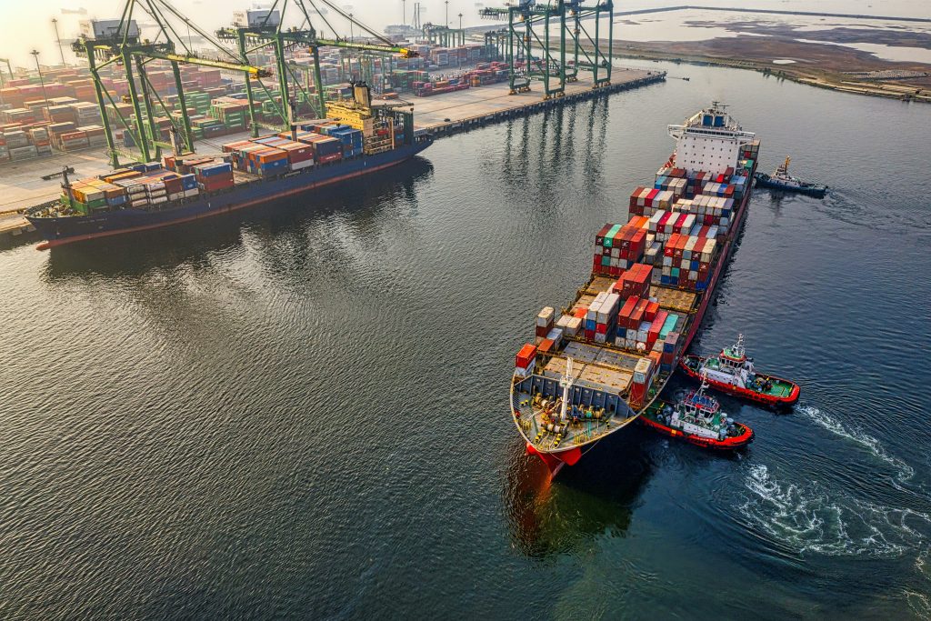 proteger las mercancías en el transporte marítimo